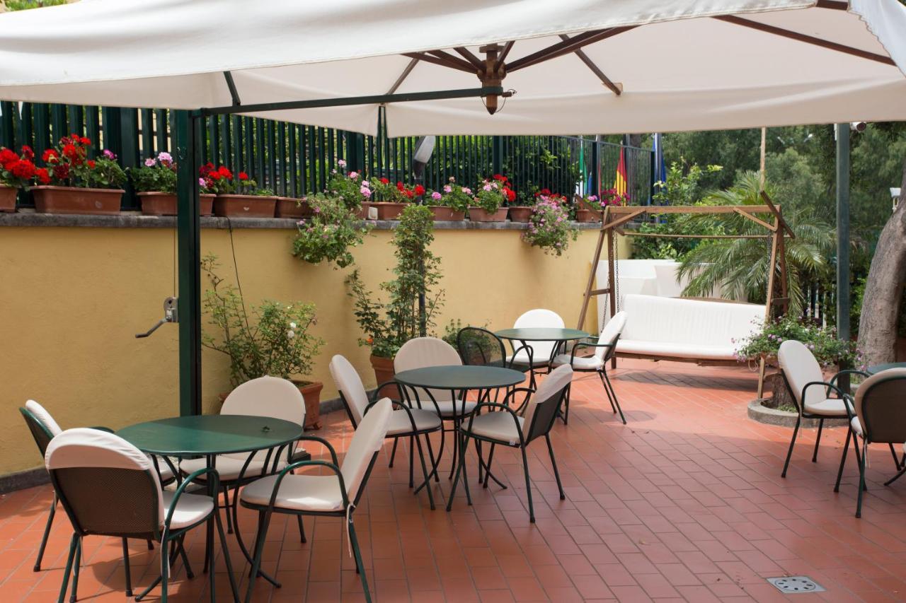 Hotel Villa Serena Castellammare di Stabia Ngoại thất bức ảnh