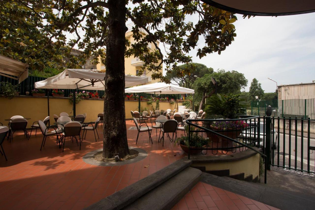Hotel Villa Serena Castellammare di Stabia Ngoại thất bức ảnh