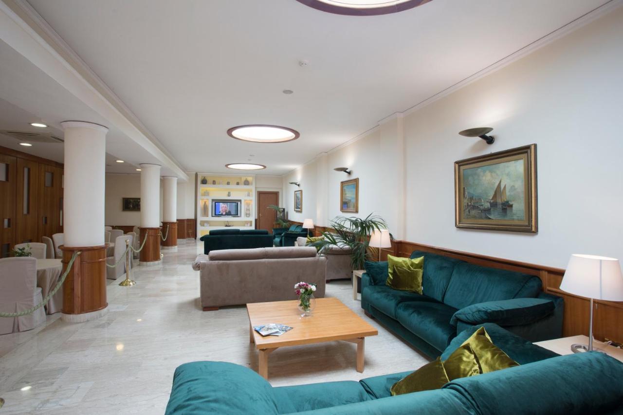 Hotel Villa Serena Castellammare di Stabia Ngoại thất bức ảnh
