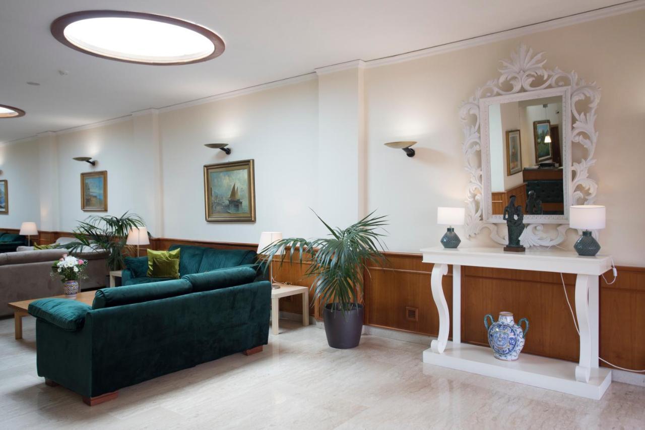 Hotel Villa Serena Castellammare di Stabia Ngoại thất bức ảnh