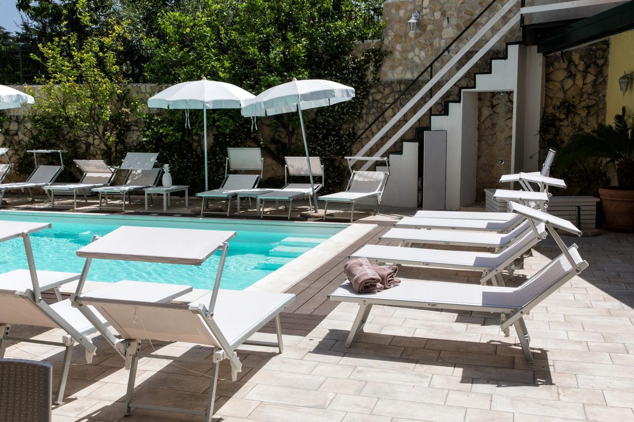 Hotel Villa Serena Castellammare di Stabia Ngoại thất bức ảnh