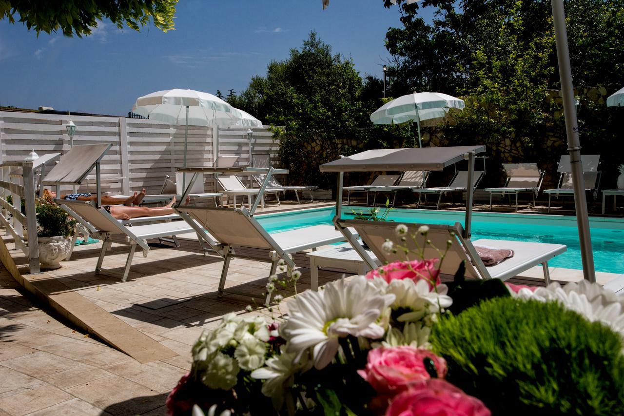 Hotel Villa Serena Castellammare di Stabia Ngoại thất bức ảnh